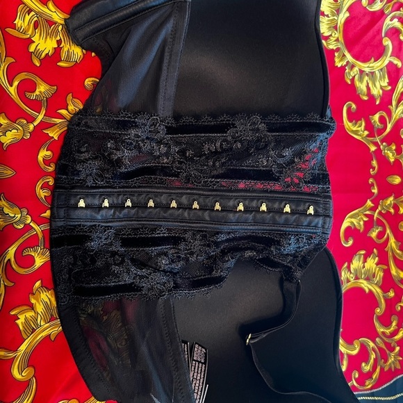 Victoria secret set NWT - Picture 2 of 7